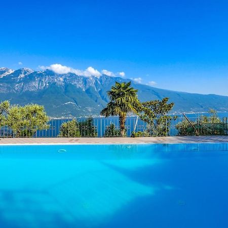 Casa Elka Residence Lake View And Pool By Garda Domus Mea Pieve  المظهر الخارجي الصورة