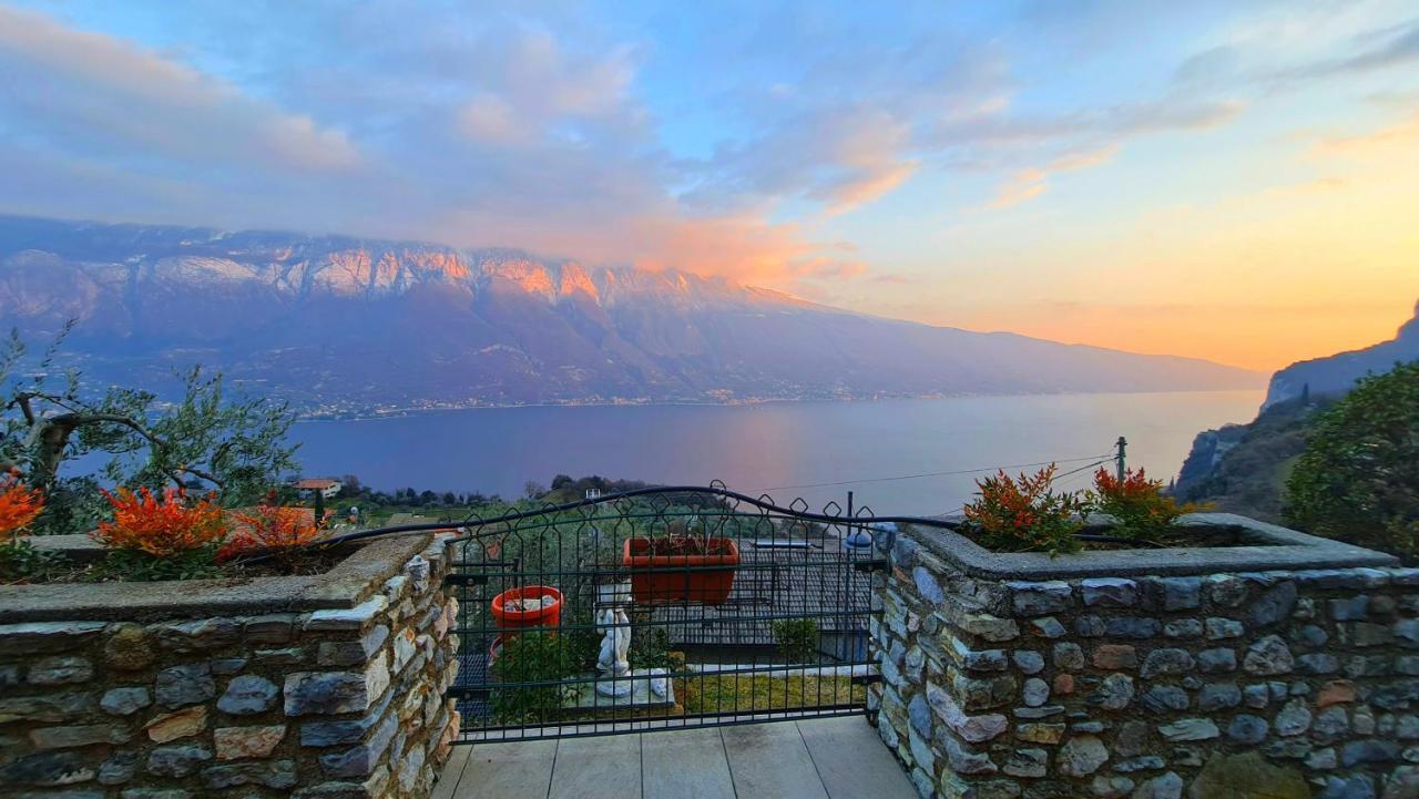 Casa Elka Residence Lake View And Pool By Garda Domus Mea Pieve  المظهر الخارجي الصورة
