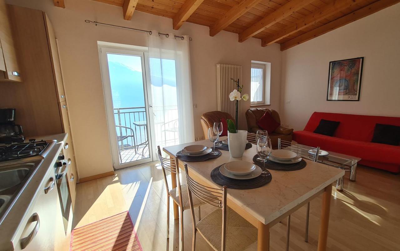 Casa Elka Residence Lake View And Pool By Garda Domus Mea Pieve  المظهر الخارجي الصورة