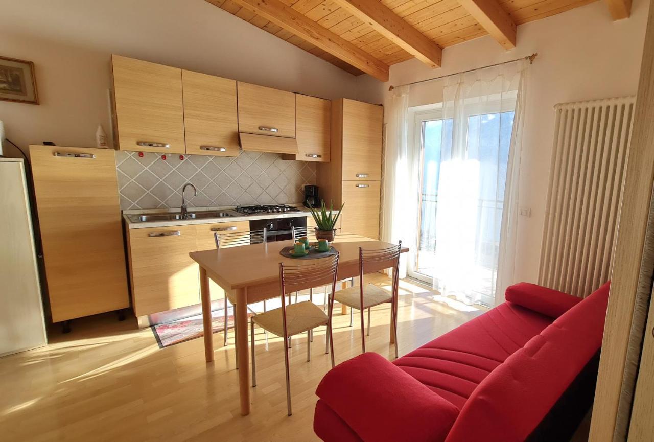 Casa Elka Residence Lake View And Pool By Garda Domus Mea Pieve  المظهر الخارجي الصورة