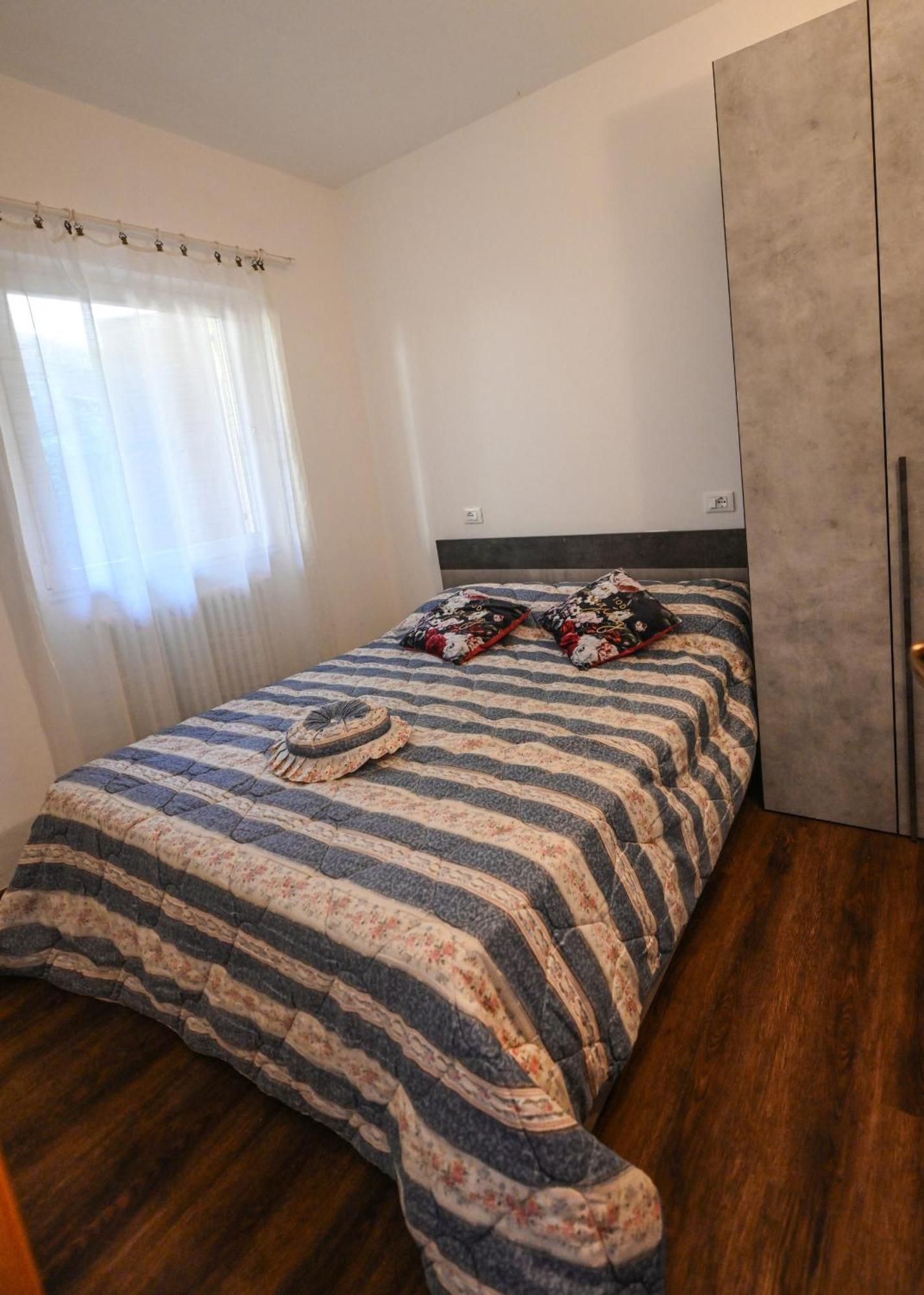 Casa Elka Residence Lake View And Pool By Garda Domus Mea Pieve  المظهر الخارجي الصورة
