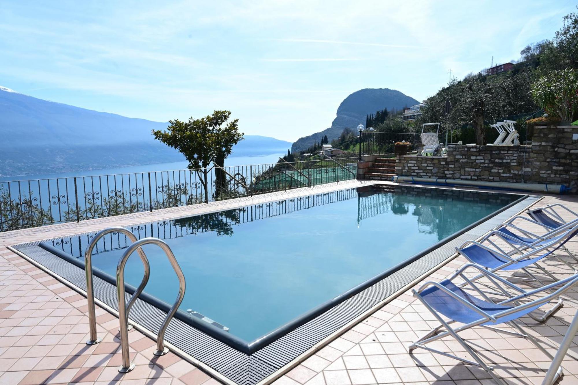 Casa Elka Residence Lake View And Pool By Garda Domus Mea Pieve  المظهر الخارجي الصورة
